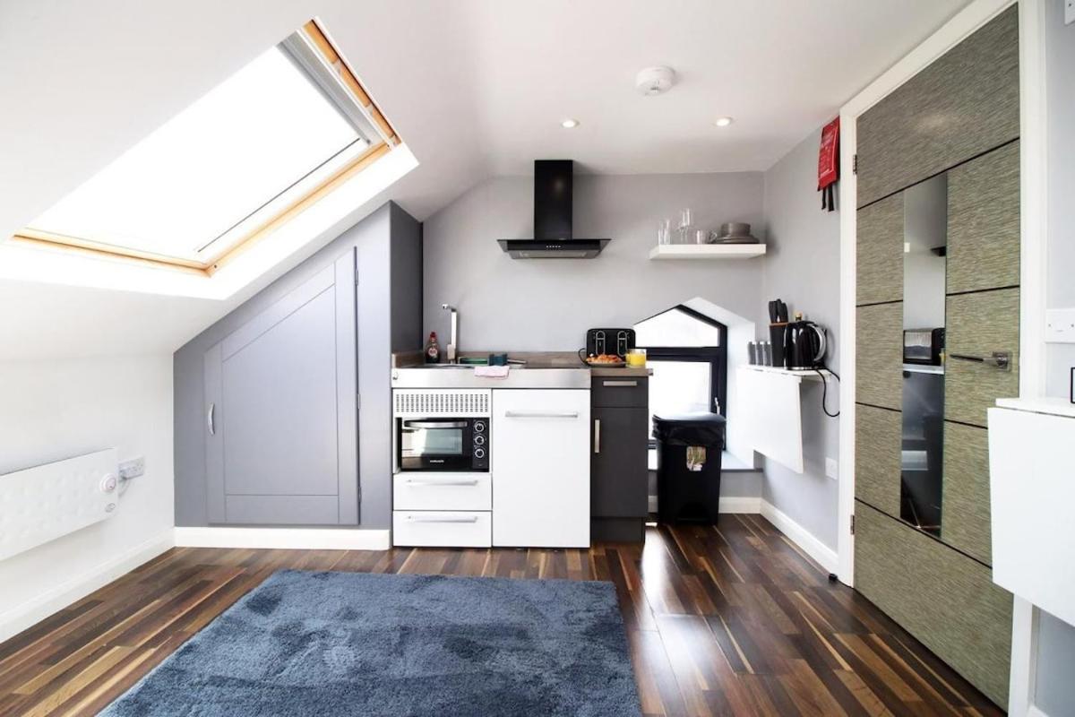 Chic & Trendy Studio Кардифф Экстерьер фото